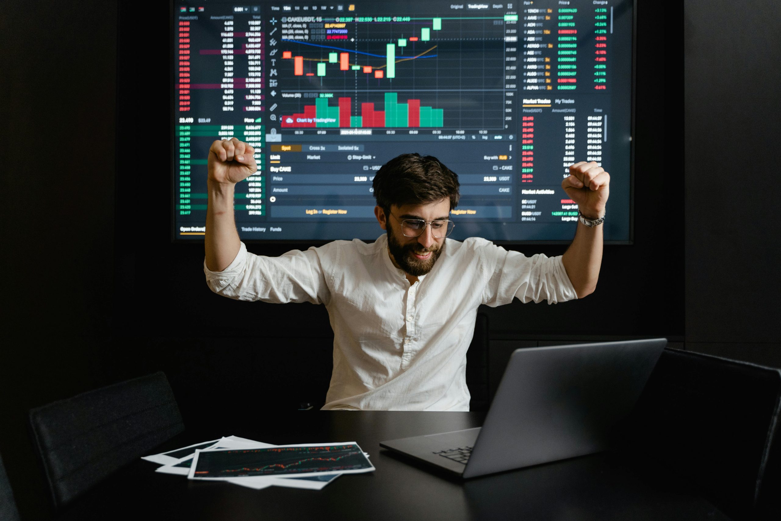 TRADING﻿